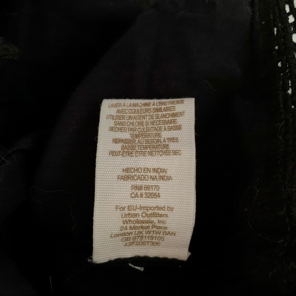 FREE PEOPLE Beaded Embroidered Smocked Top with Open Back Women’s Size XS - Picture 4 of 8